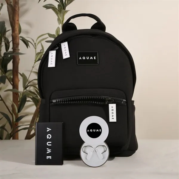 Style meets tech! Soho Elizabeth Small Backpack, Slim Wireless Power Bank,... from ASI 61966 HPG / OrigAudio