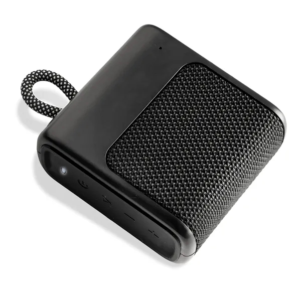 A Tech Kit Designed for Camping Trips... from ASI 91435 Tomax USA