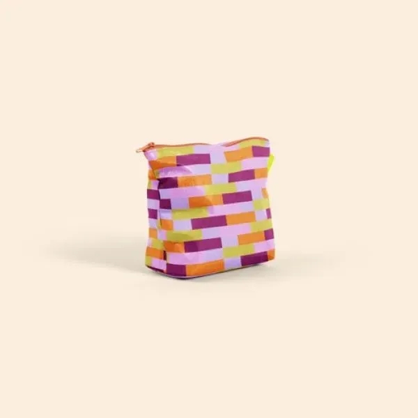 Tweedle Dee has a wide zippered closure & good sized gusset,... from ASI 74710 Numo