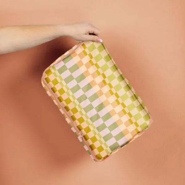 Packing Cube Medium in Ripstop is a lightweight packing cube to... from ASI 74710 Numo