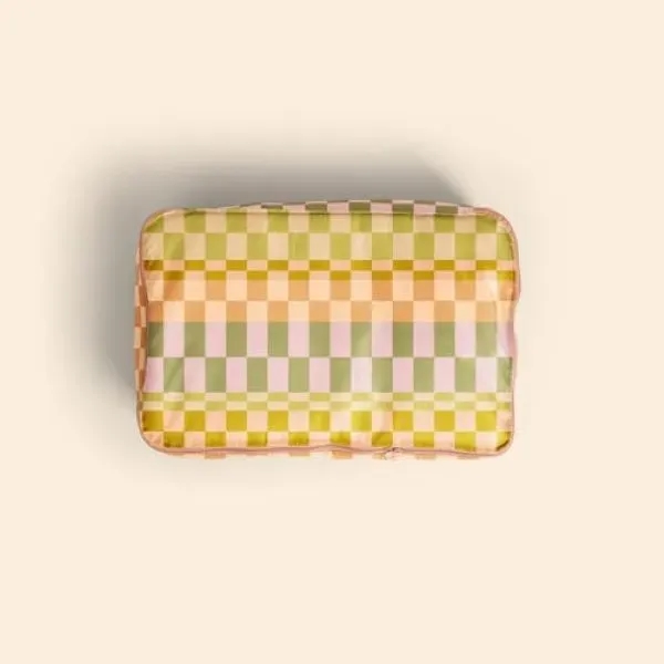 Packing Cube Medium in Ripstop is a lightweight packing cube to... from ASI 74710 Numo