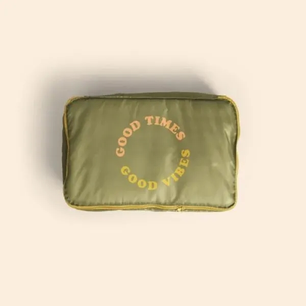 Packing Cube Medium in Ripstop is a lightweight packing cube to... from ASI 74710 Numo