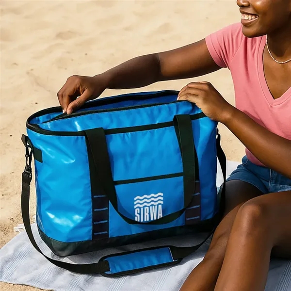 Insulated cooler bag with distinctive glossy design. Food-grade PEVA lining, great... from ASI 84592 St Regis Group