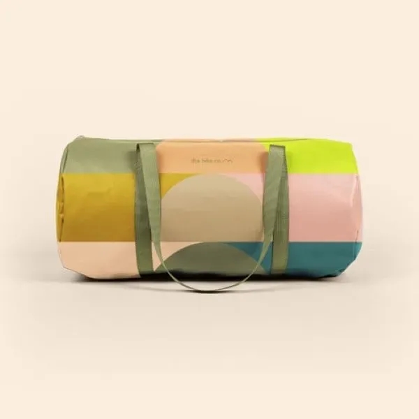 Here it is! A Tarpaulin barrel duffel in two sizes! Made... from ASI 74710 Numo