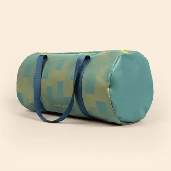 Here it is! A Tarpaulin barrel duffel in two sizes! Made... from ASI 74710 Numo