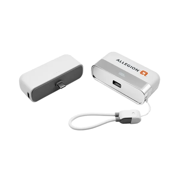 Gemini is a 10,000 mAh power bank that can be split... from ASI 91435 Tomax USA