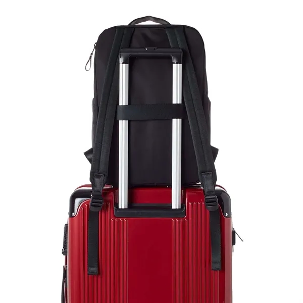 Simple, sleek, and smart. This no-fuss backpack delivers everyday function with... from ASI 87188 Showdown Displays