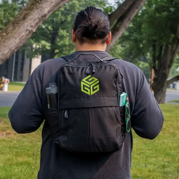 Simple, sleek, and smart. This no-fuss backpack delivers everyday function with... from ASI 87188 Showdown Displays