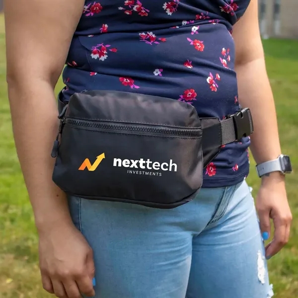 This chic, minimalist design all black tote boasts plenty of space... from ASI 87188 Showdown Displays