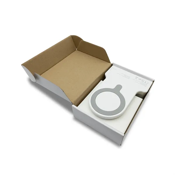 ShutterVolt enhances smartphone photography with a 4,500mAh MagSafe power bank, Bluetooth... from ASI 91435 Tomax USA