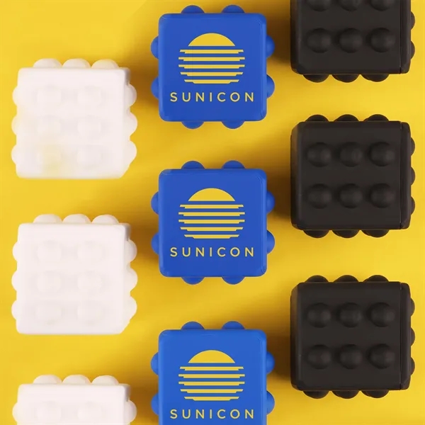 Cube-shaped stress reliever with poppable silicone bubbles.... from ASI 61966 HPG / Mixie