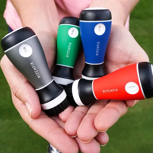 The Pitchfix AquaBrush™ keeps clubs clean on the go with a... from ASI 61966 HPG / BCG Creations HPG Gold