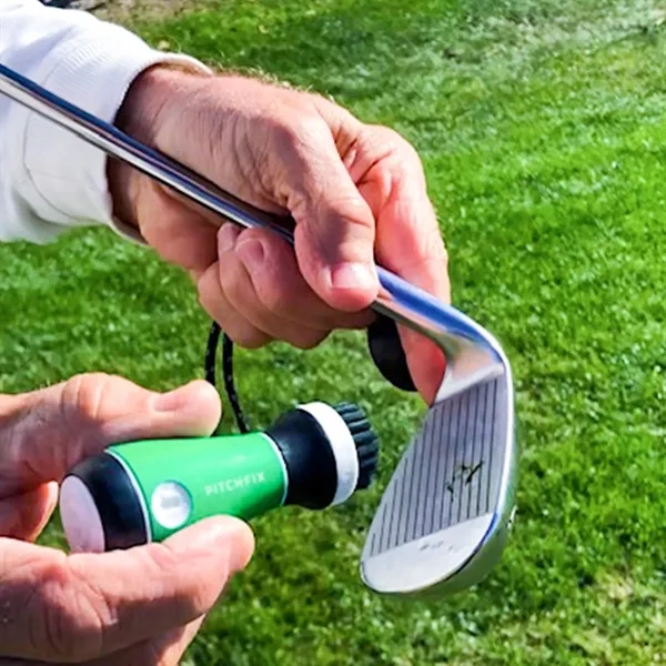 The Pitchfix AquaBrush™ keeps clubs clean on the go with a... from ASI 61966 HPG / BCG Creations HPG Gold
