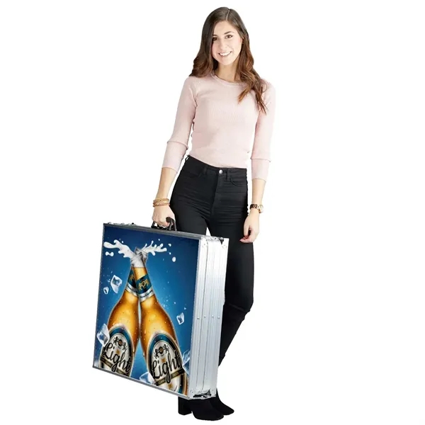 From tailgates to tastings, this 8' party table delivers easy setup,... from ASI 87188 Showdown Displays