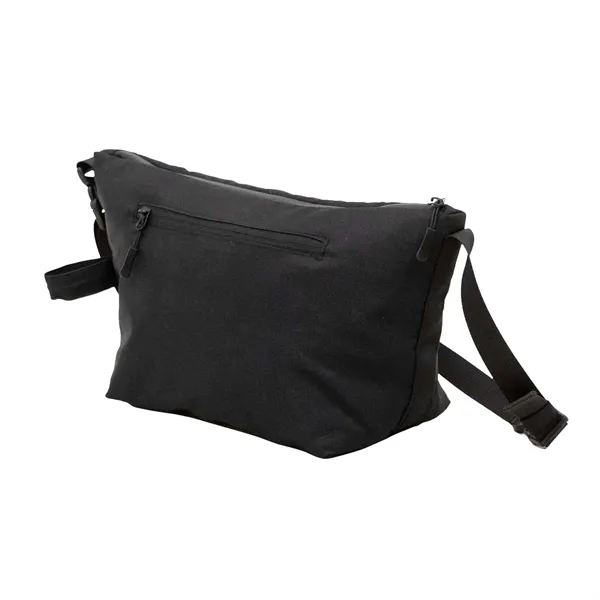 From workdays to weekends, this cooler bag keeps your lunch or... from ASI 87188 Showdown Displays