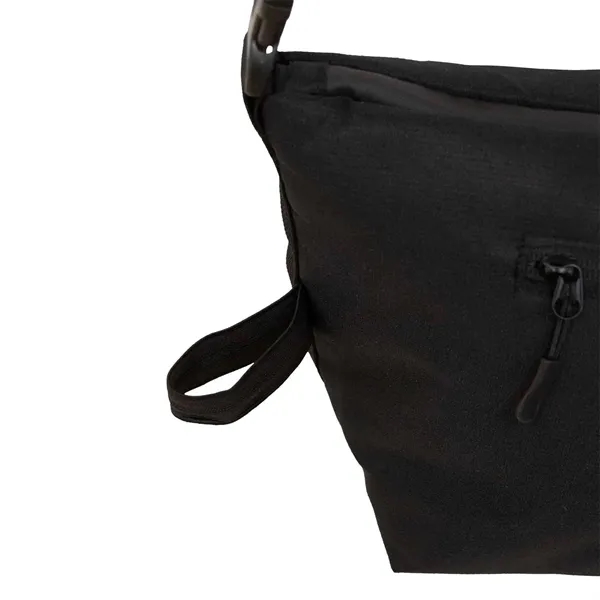 From workdays to weekends, this cooler bag keeps your lunch or... from ASI 87188 Showdown Displays