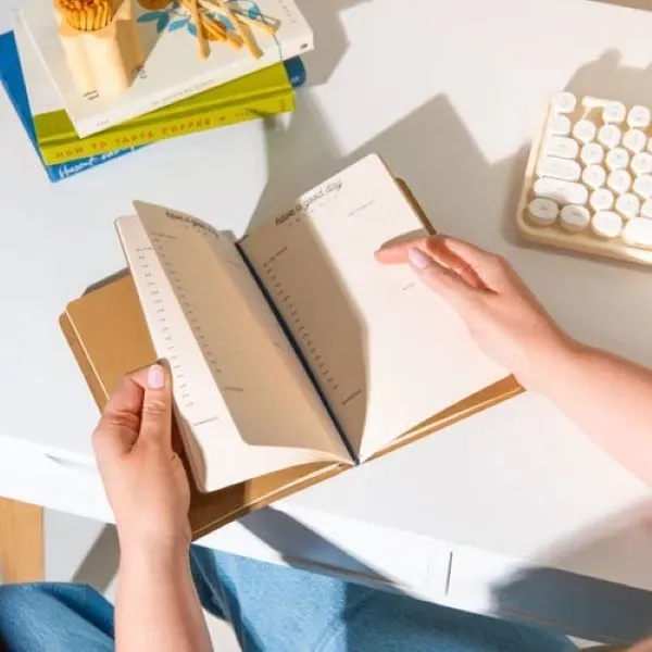 Our Cardstock Folio gives you the polished look of a premium... from ASI 74710 Numo