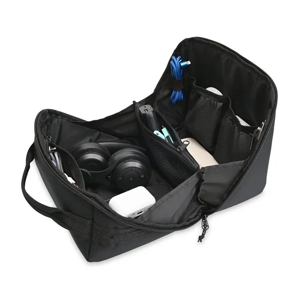 Tech organizer with fold-out design, mesh pockets, pen loop and zip... from ASI 56070 Gemline / Gemline®