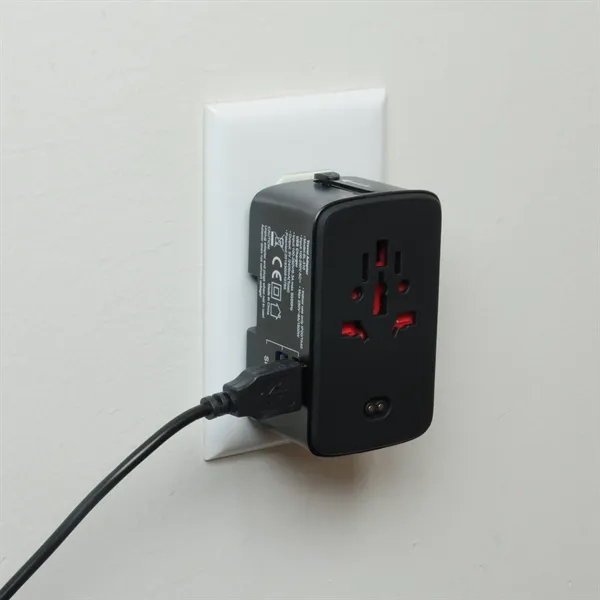 International travel adapter with built in detachable 5000mAh power bank (black... from ASI 68190 Lungsal / Lungsal