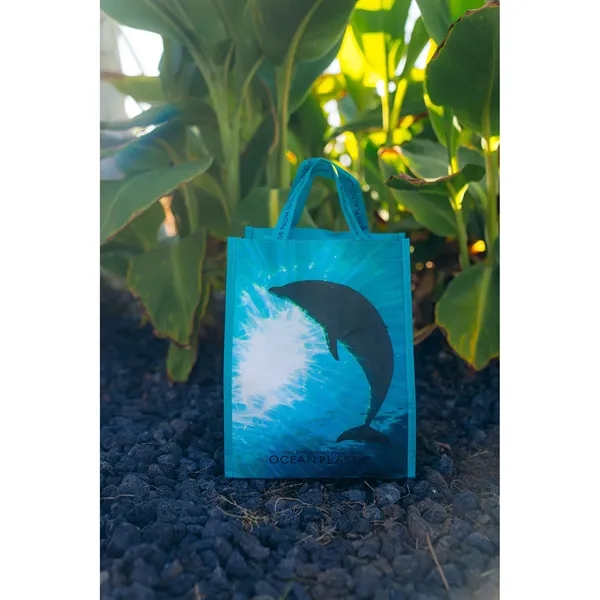 An eye-catching lunch bag, made from 100% Ocean Plastic® and featuring... from ASI 56070 Gemline / Gemline®