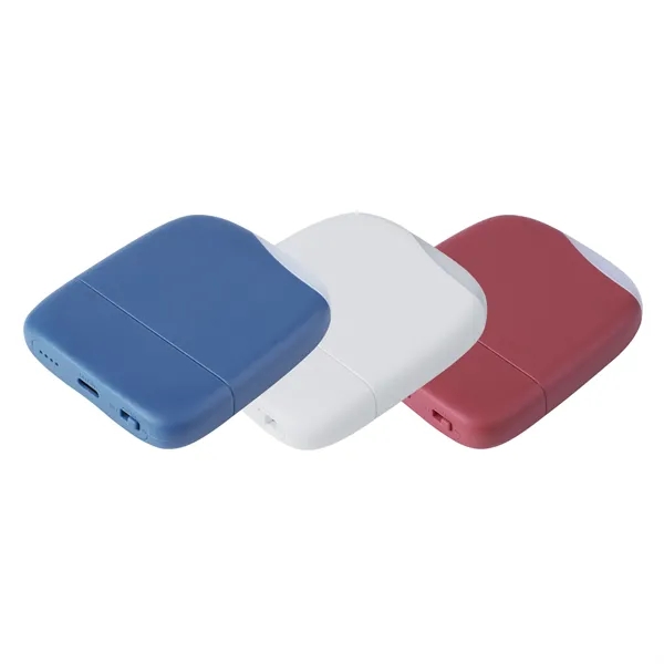 Power bank with built-in LED flashlight... from ASI 62124 iClick, Inc. / iClick®