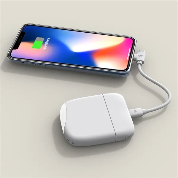 Power bank with built-in LED flashlight... from ASI 62124 iClick, Inc. / iClick®