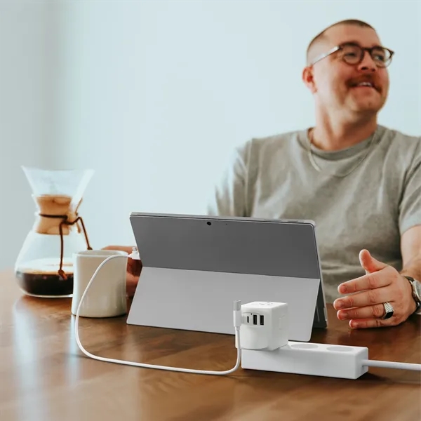 Wall plug adapter with 4 USB ports and an adjustable plug... from ASI 62124 iClick, Inc. / iClick®