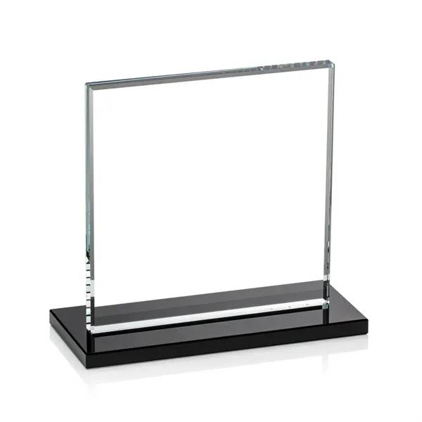 Bold Sahara Award features a 0.5” thick Starfire crystal mounted on... from ASI 84592 St Regis Group / St Regis
