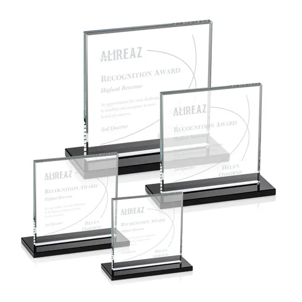 Bold Sahara Award features a 0.5” thick Starfire crystal mounted on... from ASI 84592 St Regis Group / St Regis