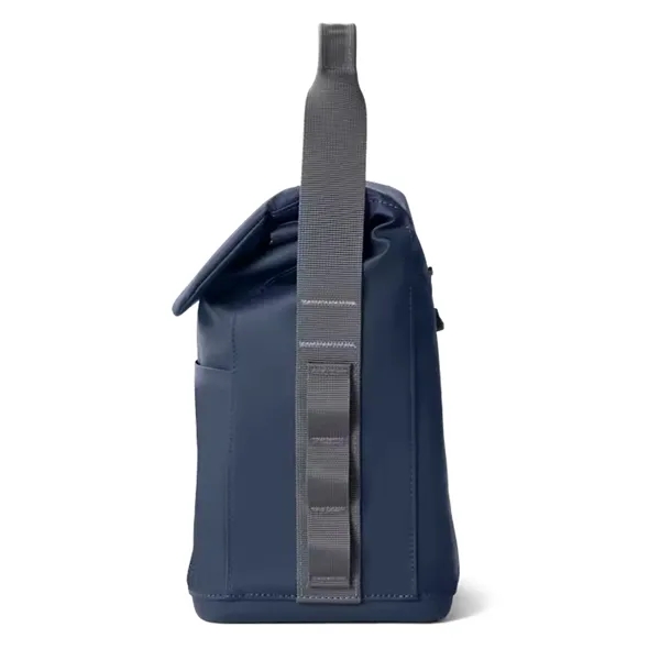 A lightweight, closed-cell foam offers the superior temperature-holding power to keep... from ASI 61966 HPG / HPG Gold Beacon Premium Brands