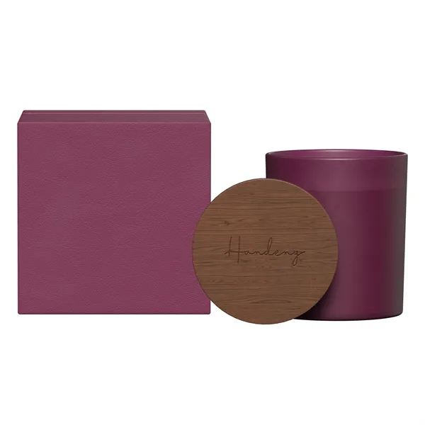 Scent meets style. This 10oz candle features a soothing vanilla bean... from ASI 88660 Spector & Co.