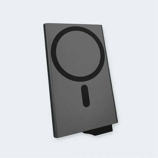 This MagSafe aluminum wallet features RFID-blocking protection and a push-tab that... from ASI 34800 Alstar Creations