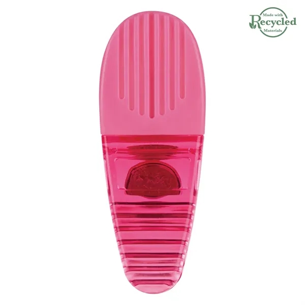 Alligator clip with spring loaded hinge and magnet on back side.... from ASI 61125 Hit Promotional Products / Hit®