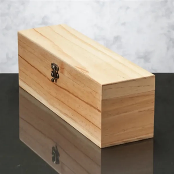 The Saxum crate is made from real birchwood and contains quality... from ASI 84592 St Regis Group