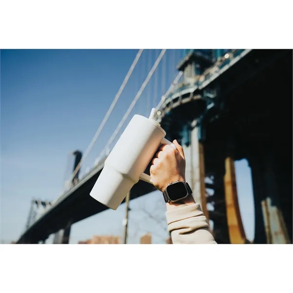 30.4 oz. double-wall, vacuum-insulated tumbler with handle, lid and straw.... from ASI 56070 Gemline / Gemline®