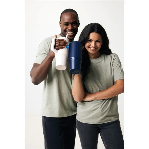 30.4 oz. double-wall, vacuum-insulated tumbler with handle, lid and straw.... from ASI 56070 Gemline / Gemline®