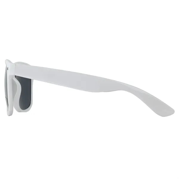 This is most classical design. 100% UV400 protection against UVA/UVB rays... from ASI 90154 Sunjoy Group Inc