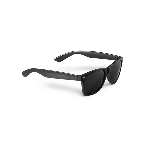 5.5" x 1.875" x 5.5" polycarbonate sunglasses with polarized lenses and... from ASI 79530 Prime Line