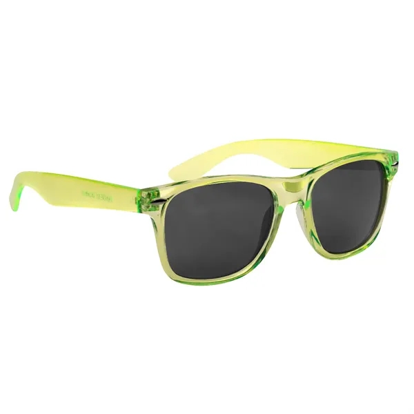 Sunglasses made of polycarbonate material. UV400 lenses provide 100% UVA and... from ASI 61125 Hit Promotional Products / Hit®