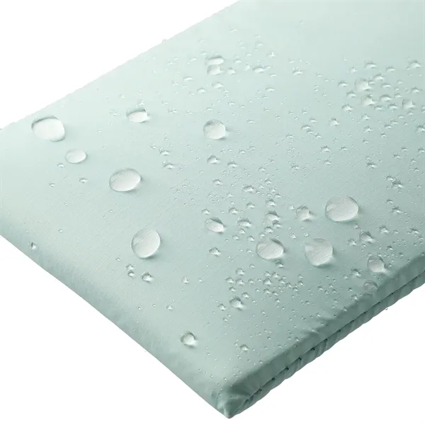 6.5" x 0.40" x 3.6" phone pouch with a split ring... from ASI 66887 PCNA / Leeds