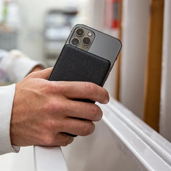 5000 mAh wireless power bank with a rechargeable lithium polymer battery.... from ASI 66887 PCNA / Leeds