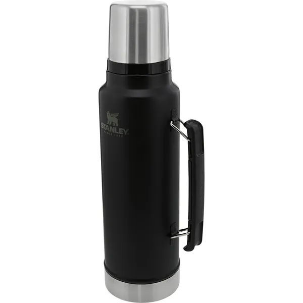 48 oz. stainless steel bottle with vacuum insulation, lid and twist-and-pour... from ASI 66887 PCNA / Leeds