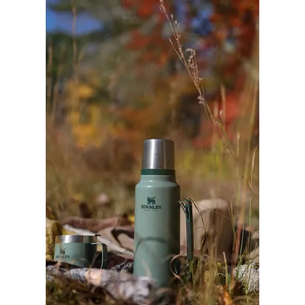 48 oz. stainless steel bottle with vacuum insulation, lid and twist-and-pour... from ASI 66887 PCNA / Leeds