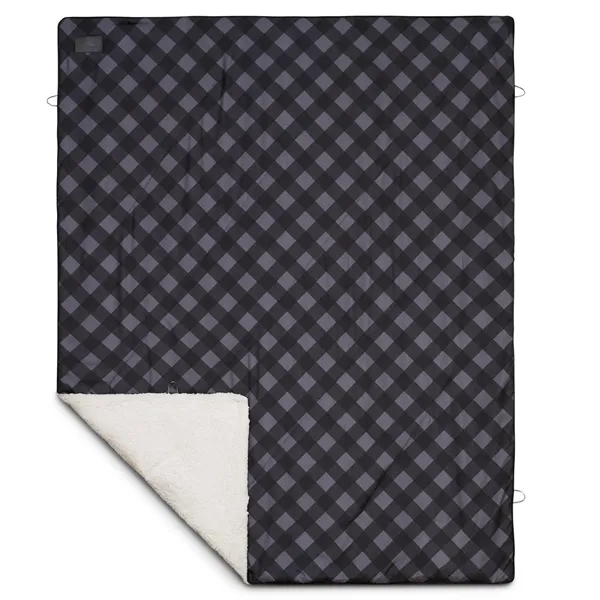 50" x 60" roll-up sherpa blanket.... from ASI 66887 PCNA / Leeds