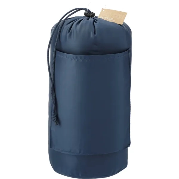 50" x 60" water-resistant, insulated blanket with carry pouch.... from ASI 66887 PCNA / Leeds