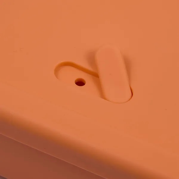 Silicone Food Storage Box with Air Valve 24oz... from ASI 66887 PCNA / Leeds