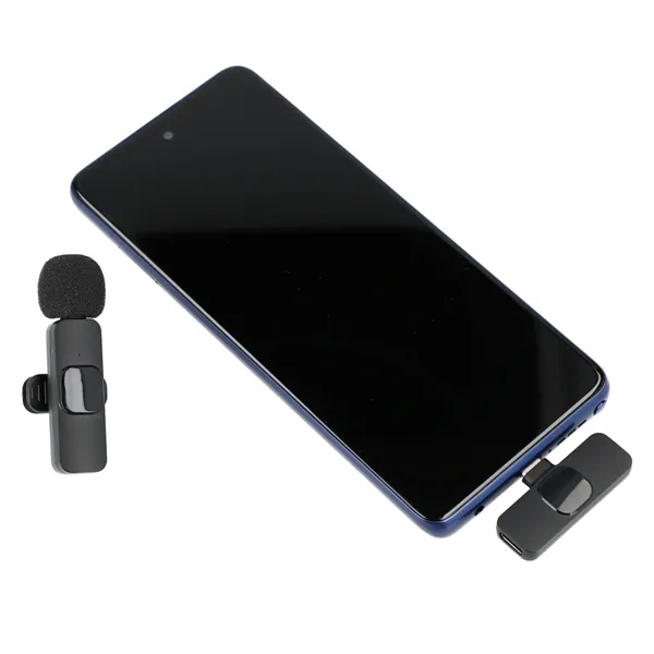 Wireless microphone with both Type-C and iOS receivers.... from ASI 66887 PCNA / Leeds