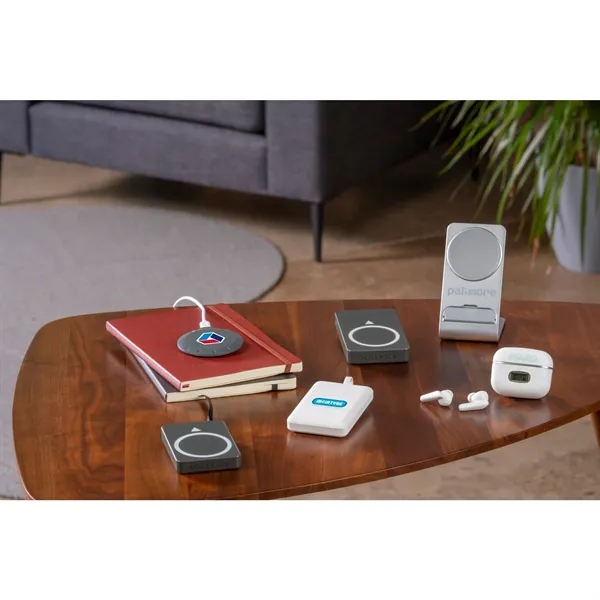 Wireless earbuds with Bluetooth pairing.... from ASI 66887 PCNA / Leeds