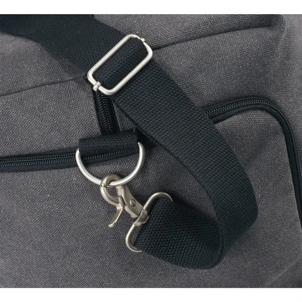 21" weekender duffel bag with multiple compartments.... from ASI 66887 PCNA / Leeds