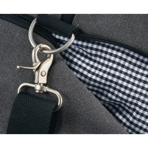 21" weekender duffel bag with multiple compartments.... from ASI 66887 PCNA / Leeds